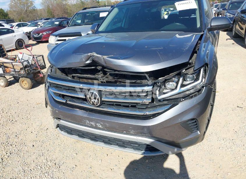 Photo 17 of 2021 Volkswagen Atlas 2.0T SE (VIN 1V2DP2CA3MC518670)