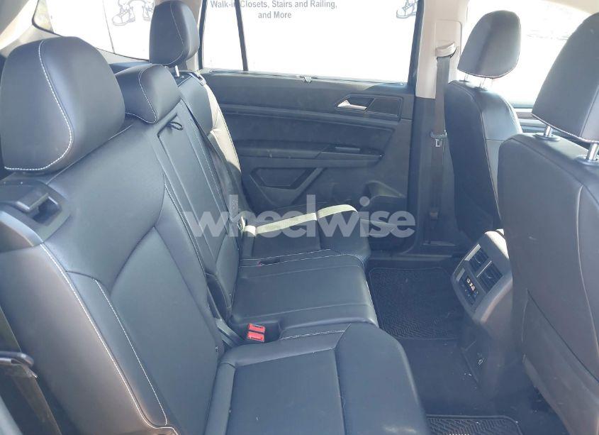 Photo 8 of 2021 Volkswagen Atlas 2.0T SE (VIN 1V2DP2CA3MC518670)