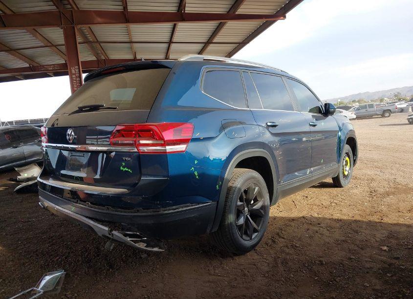 Photo 4 of 2018 Volkswagen Atlas 2.0T SE/2.0T SE W/TECHNOLOGY (VIN 1V2DP2CA4JC592689)
