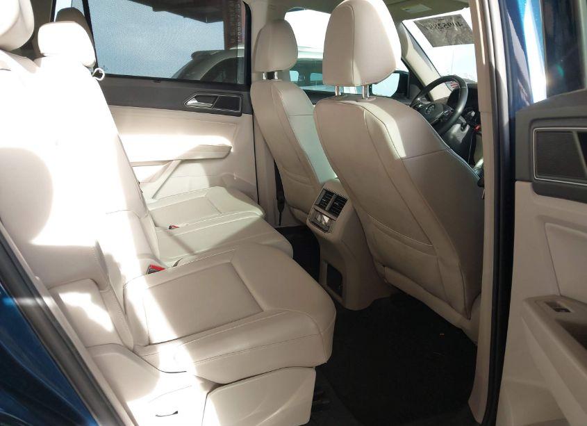 Photo 8 of 2018 Volkswagen Atlas 2.0T SE/2.0T SE W/TECHNOLOGY (VIN 1V2DP2CA4JC592689)