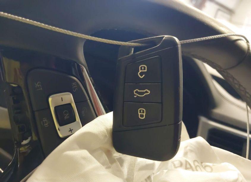 Photo 11 of 2019 Volkswagen Atlas 2.0T SE (VIN 1V2DP2CA4KC588370)