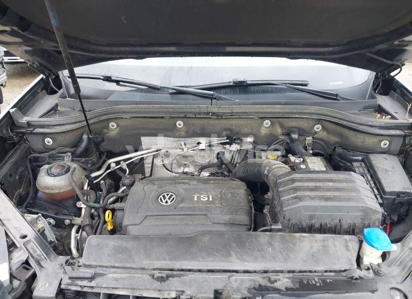 Photo 10 of 2020 Volkswagen Atlas 2.0T SE (VIN 1V2DP2CA4LC500273)