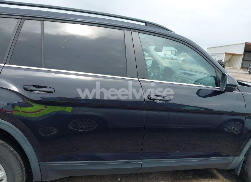 Photo 13 of 2020 Volkswagen Atlas 2.0T SE (VIN 1V2DP2CA4LC500273)