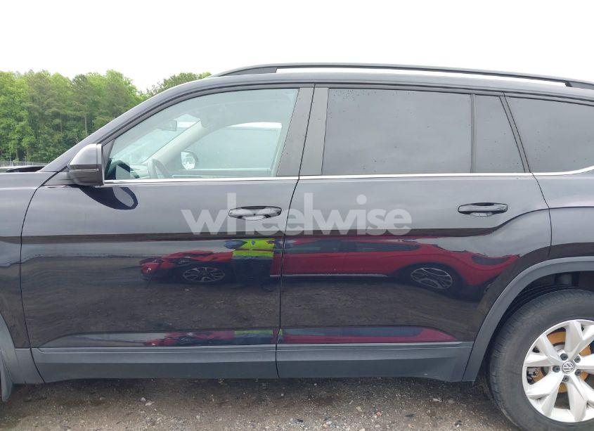 Photo 14 of 2020 Volkswagen Atlas 2.0T SE (VIN 1V2DP2CA4LC500273)