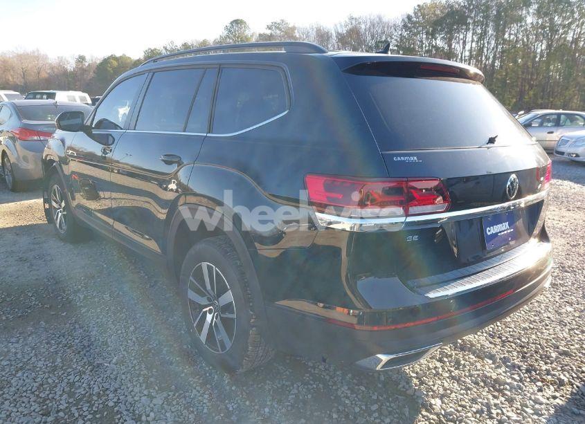 Photo 3 of 2022 Volkswagen Atlas 2.0T SE (VIN 1V2DP2CA4NC532255)