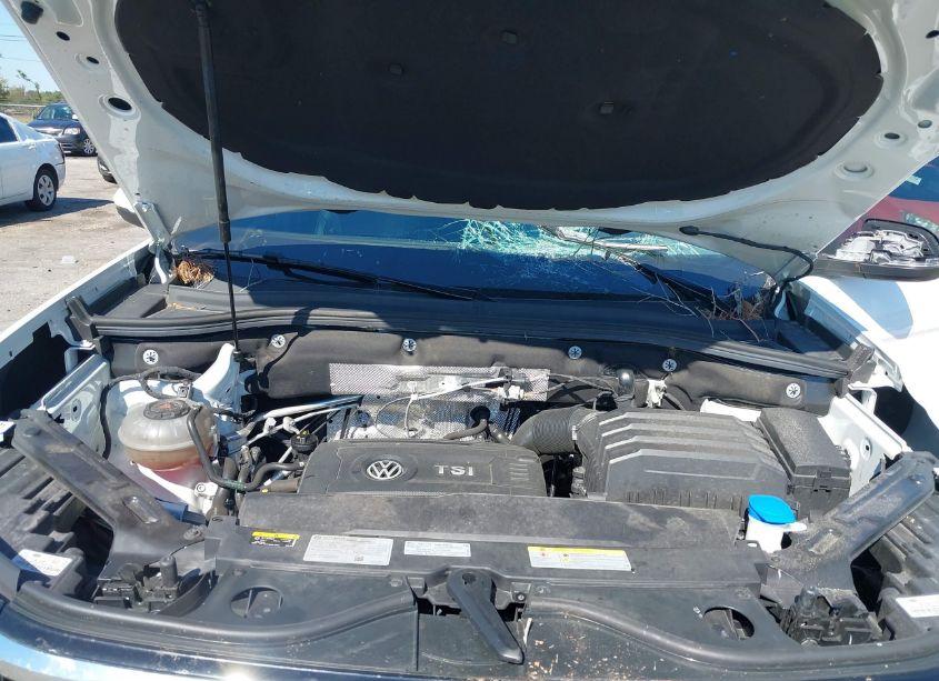 Photo 10 of 2022 Volkswagen Atlas 2.0T SE (VIN 1V2DP2CA5NC547220)