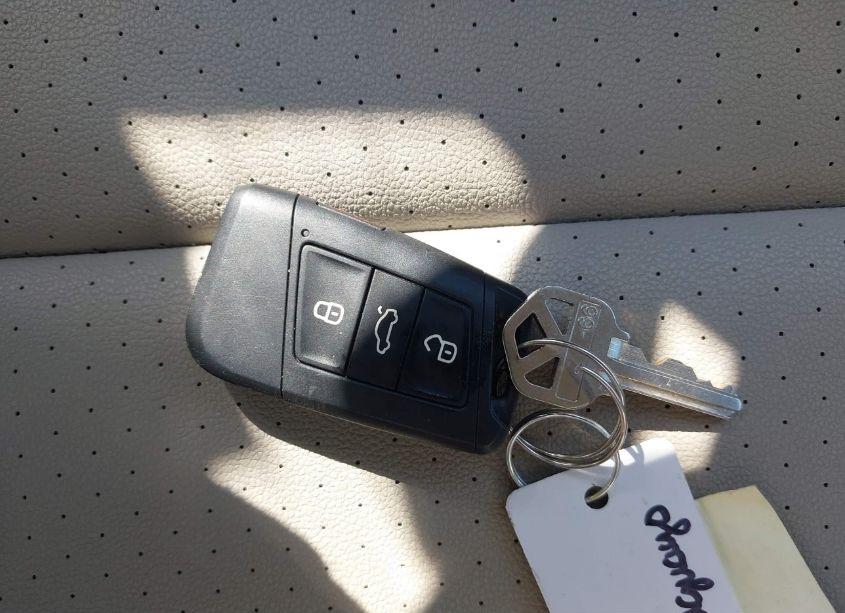 Photo 11 of 2021 Volkswagen Atlas 2.0T SE (VIN 1V2DP2CA7MC539277)