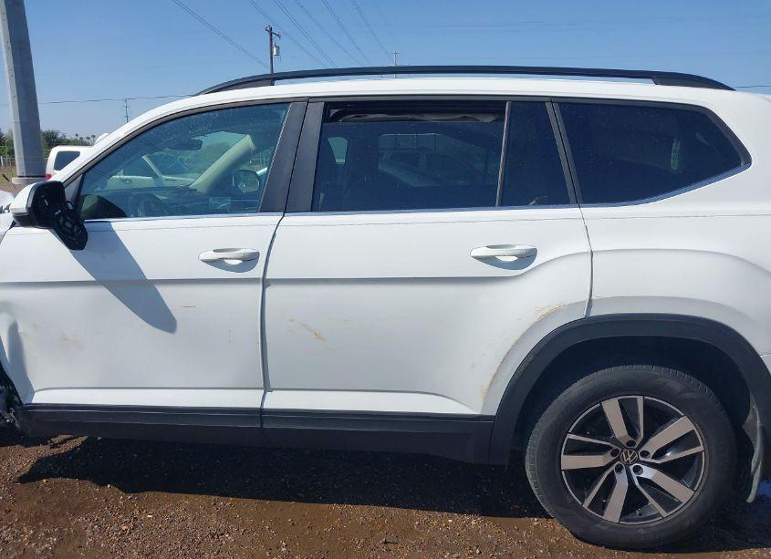 Photo 15 of 2021 Volkswagen Atlas 2.0T SE (VIN 1V2DP2CA7MC539277)