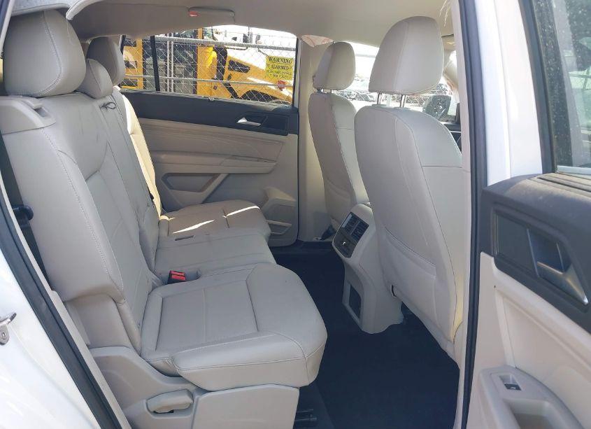 Photo 8 of 2021 Volkswagen Atlas 2.0T SE (VIN 1V2DP2CA7MC539277)