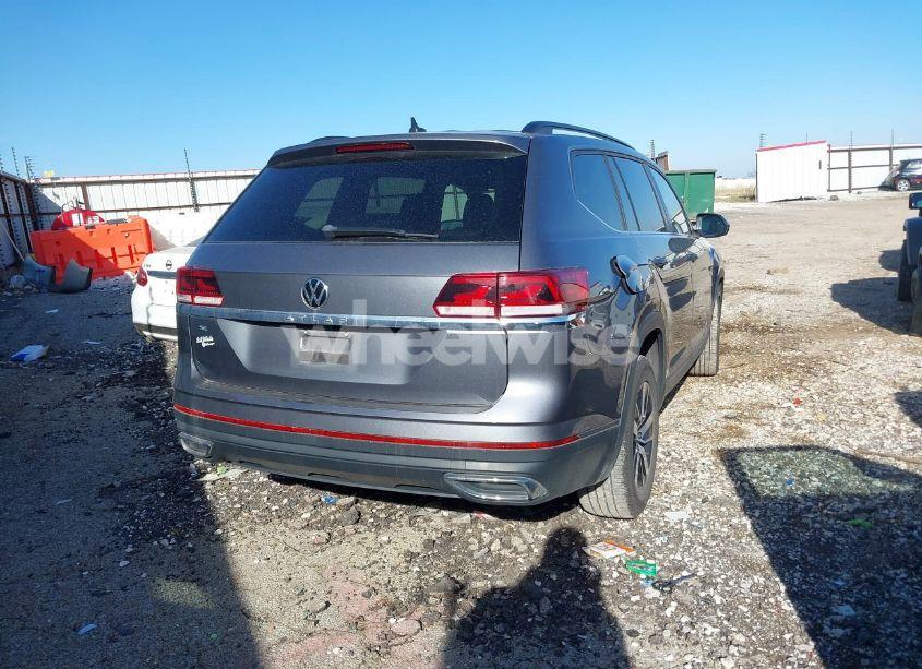 Photo 4 of 2021 Volkswagen Atlas 2.0T SE (VIN 1V2DP2CA9MC604601)