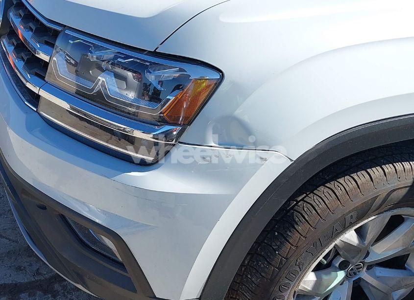 Photo 6 of 2018 Volkswagen Atlas 3.6L V6 SE/3.6L V6 SE W/TECHNOLOGY (VIN 1V2DR2CA1JC589632)