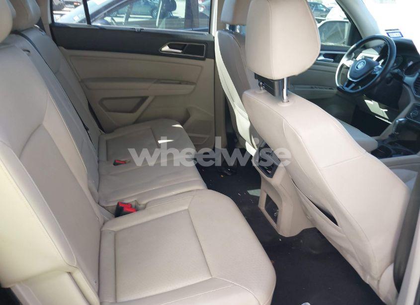 Photo 8 of 2018 Volkswagen Atlas 3.6L V6 SE/3.6L V6 SE W/TECHNOLOGY (VIN 1V2DR2CA1JC589632)