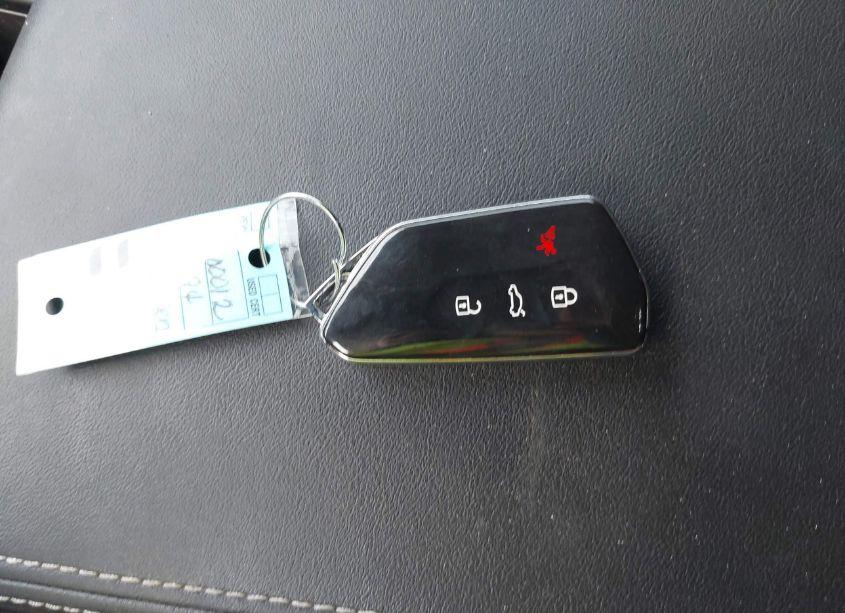 Photo 11 of 2024 Volkswagen Atlas 2.0T SE (VIN 1V2DR2CA1RC560675)