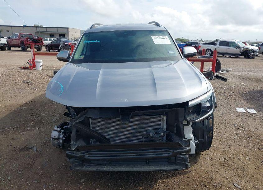 Photo 13 of 2024 Volkswagen Atlas 2.0T SE (VIN 1V2DR2CA1RC560675)