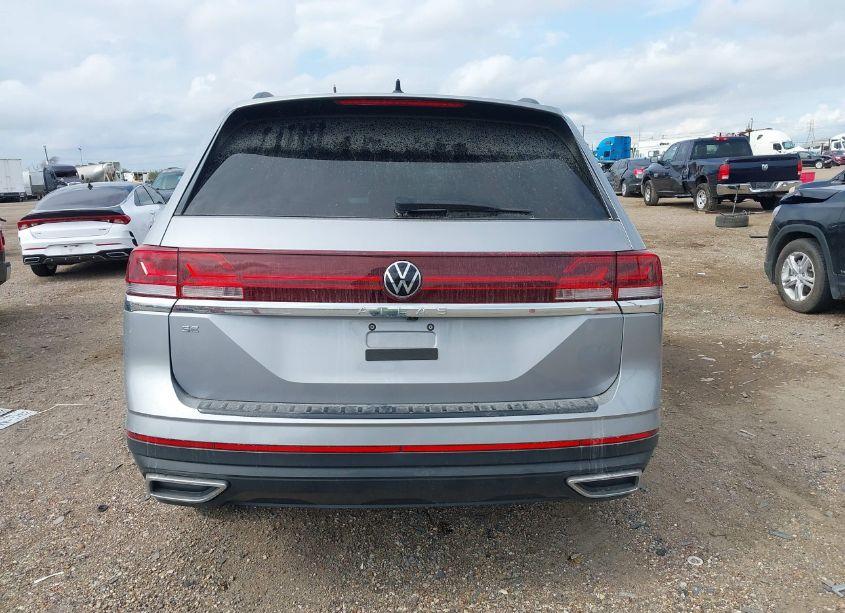 Photo 17 of 2024 Volkswagen Atlas 2.0T SE (VIN 1V2DR2CA1RC560675)