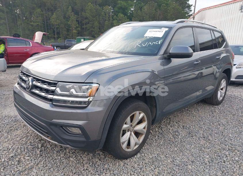 Photo 2 of 2018 Volkswagen Atlas 3.6L V6 SE/3.6L V6 SE W/TECHNOLOGY (VIN 1V2DR2CA6JC535940)