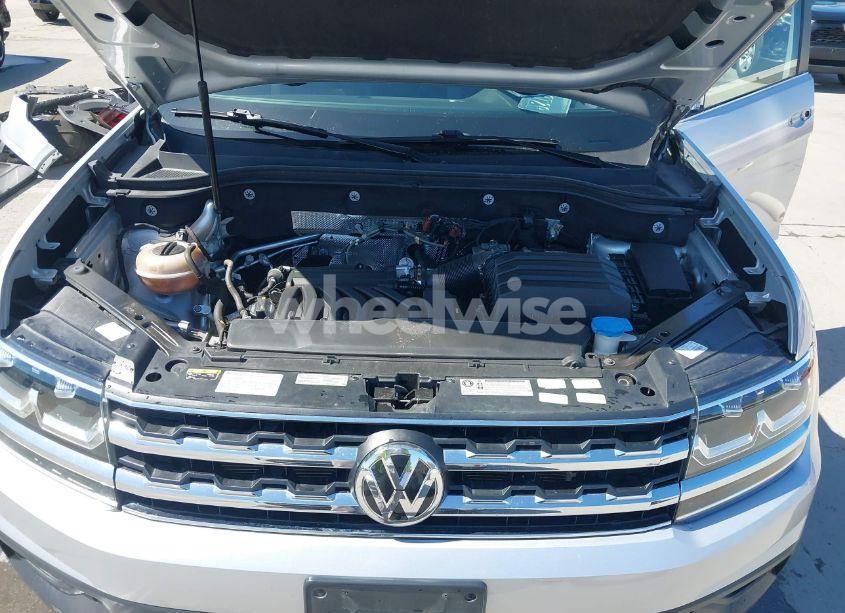 Photo 10 of 2018 Volkswagen Atlas 3.6L V6 SE/3.6L V6 SE W/TECHNOLOGY (VIN 1V2DR2CA9JC502205)