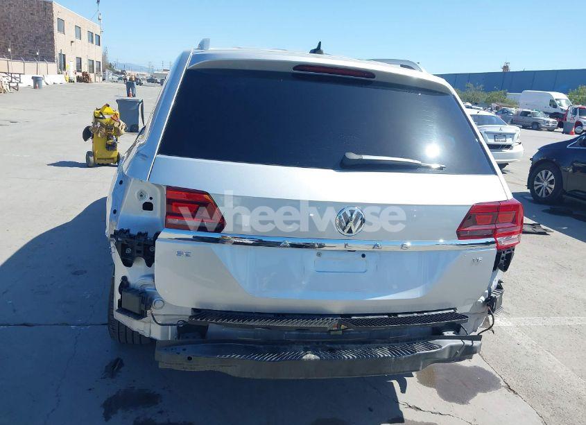 Photo 6 of 2018 Volkswagen Atlas 3.6L V6 SE/3.6L V6 SE W/TECHNOLOGY (VIN 1V2DR2CA9JC502205)