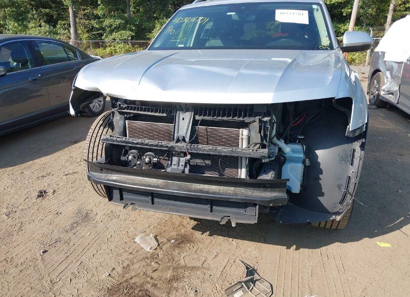 Photo 6 of 2018 Volkswagen Atlas 2.0T SEL (VIN 1V2EP2CA5JC598490)