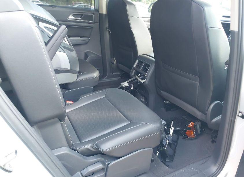 Photo 8 of 2018 Volkswagen Atlas 2.0T SEL (VIN 1V2EP2CA5JC598490)