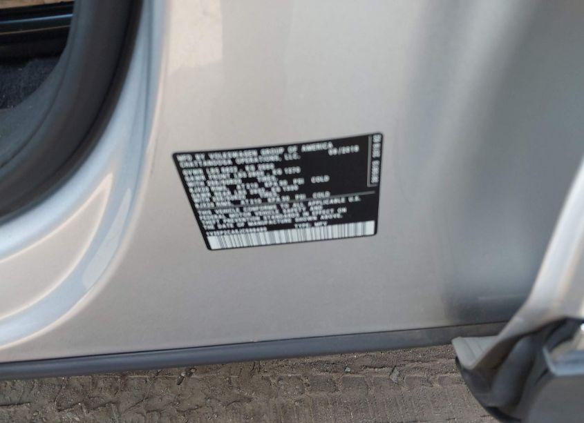 Photo 9 of 2018 Volkswagen Atlas 2.0T SEL (VIN 1V2EP2CA5JC598490)