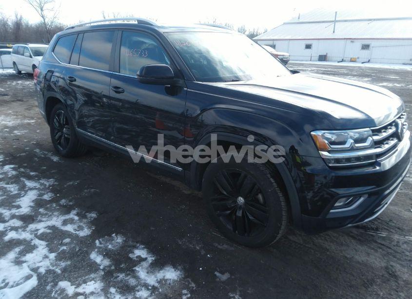 2019 Volkswagen Atlas 3.6L V6 SEL (VIN 1V2ER2CA2KC512578) main photo