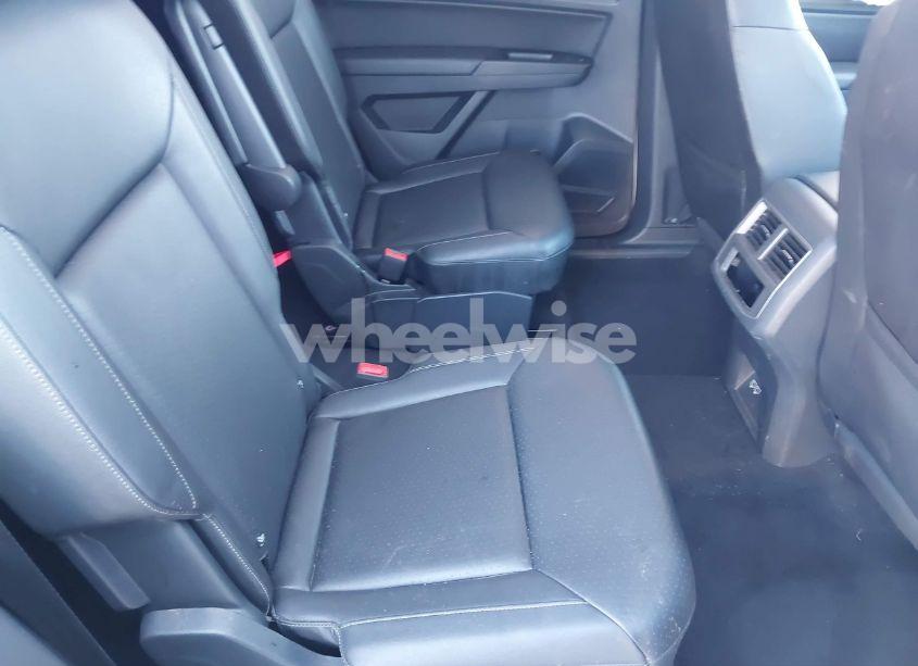 Photo 8 of 2019 Volkswagen Atlas 3.6L V6 SEL (VIN 1V2ER2CA2KC531227)