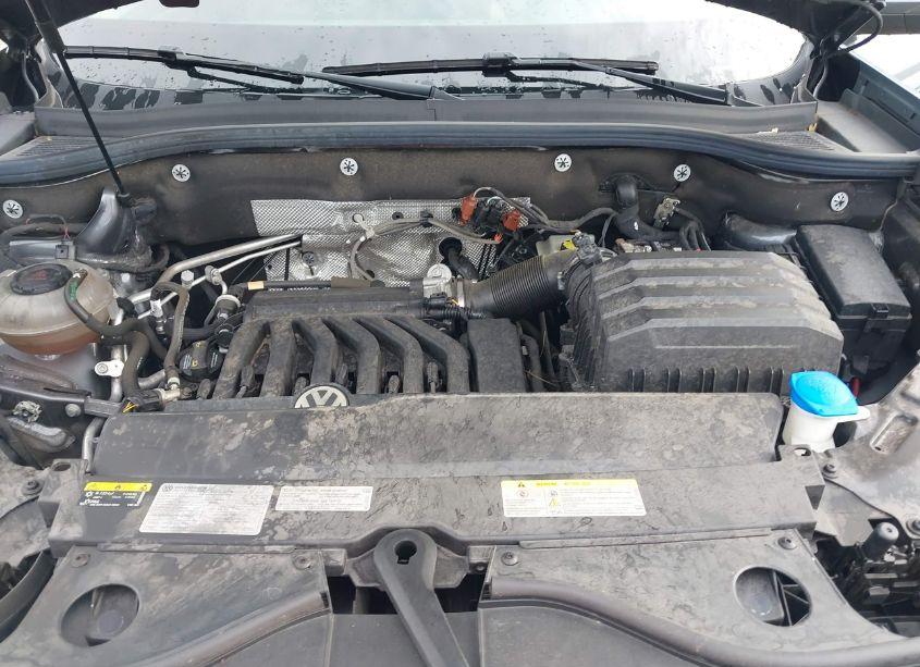 Photo 10 of 2021 Volkswagen Atlas 3.6L V6 SEL (VIN 1V2ER2CA2MC555708)