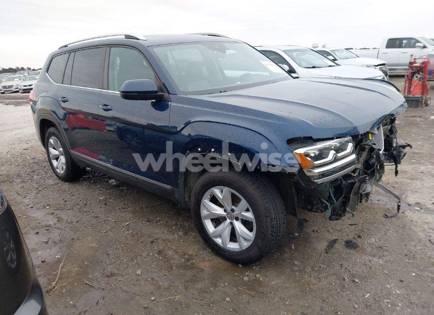 2018 Volkswagen Atlas 3.6L V6 SEL (VIN 1V2ER2CA3JC517383) main photo