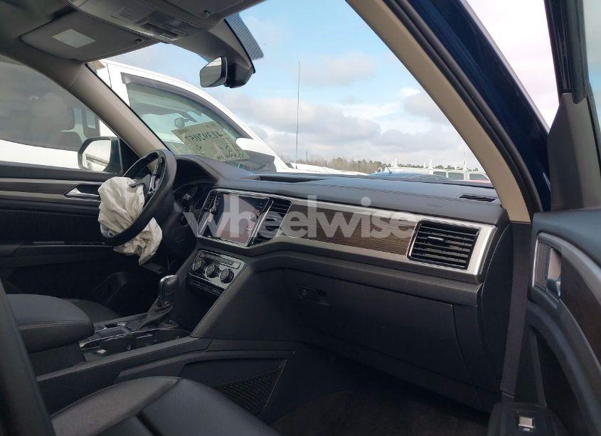 Photo 5 of 2018 Volkswagen Atlas 3.6L V6 SEL (VIN 1V2ER2CA3JC517383)