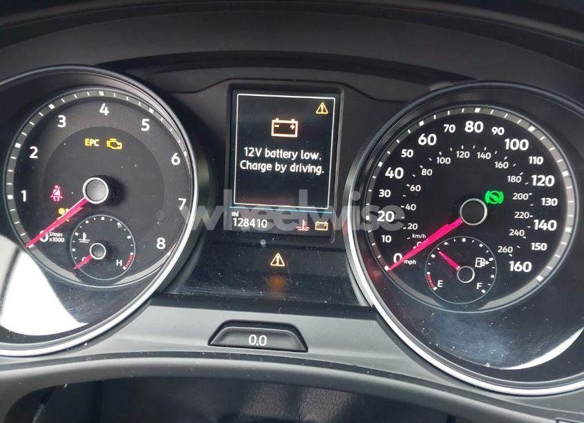 Photo 7 of 2018 Volkswagen Atlas 3.6L V6 SEL (VIN 1V2ER2CA3JC517383)