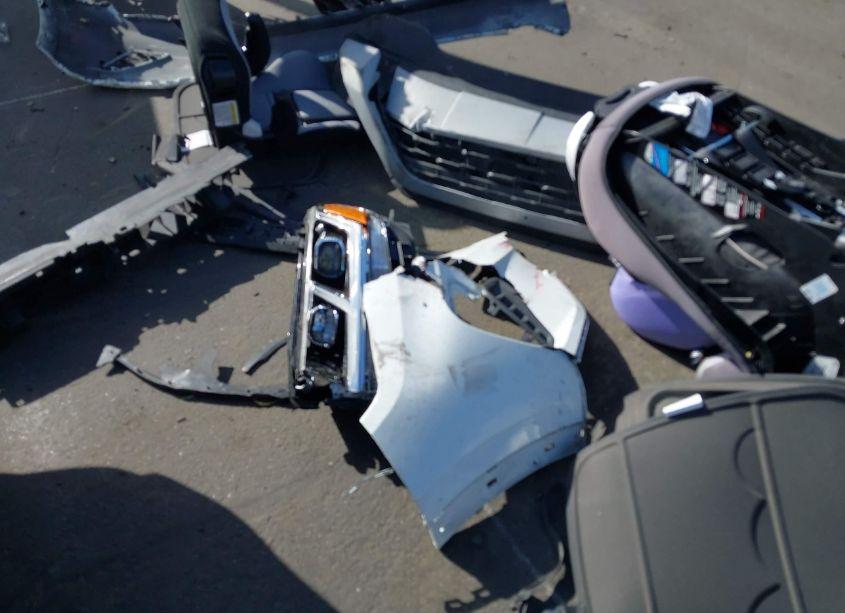 Photo 12 of 2021 Volkswagen Atlas 3.6L V6 SEL (VIN 1V2ER2CA7MC549810)