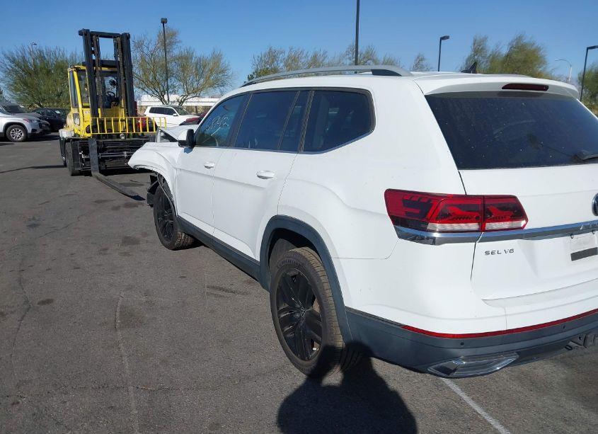 Photo 3 of 2021 Volkswagen Atlas 3.6L V6 SEL (VIN 1V2ER2CA7MC549810)