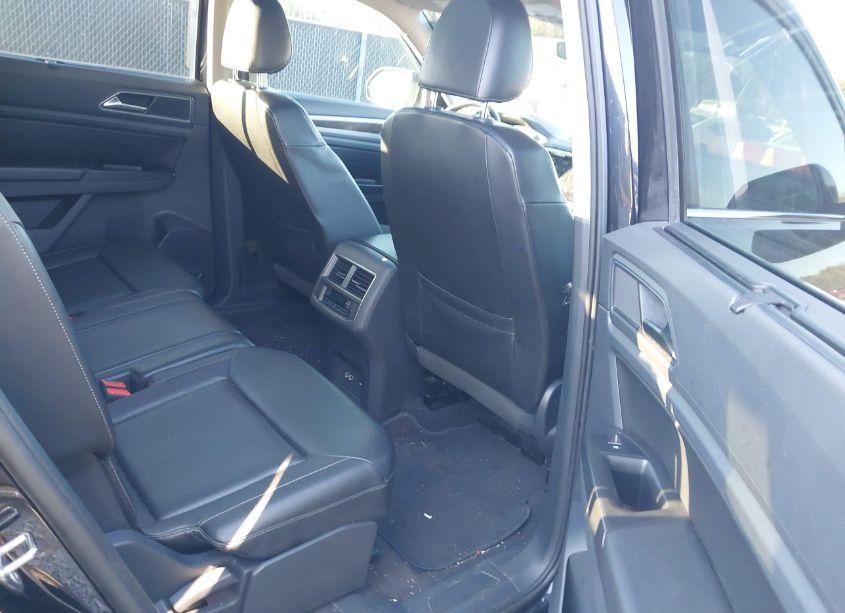 Photo 8 of 2018 Volkswagen Atlas 3.6L V6 SEL (VIN 1V2ER2CA8JC506301)