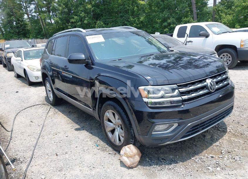 2018 Volkswagen Atlas 3.6L V6 SEL (VIN 1V2ER2CA9JC500412) main photo