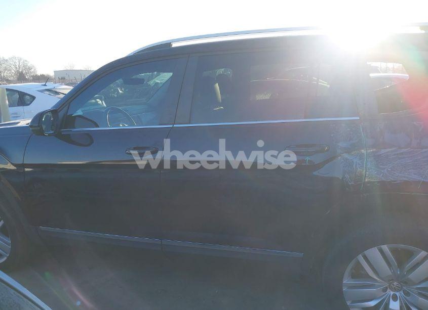 Photo 15 of 2019 Volkswagen Atlas 3.6L V6 SEL (VIN 1V2ER2CAXKC547918)