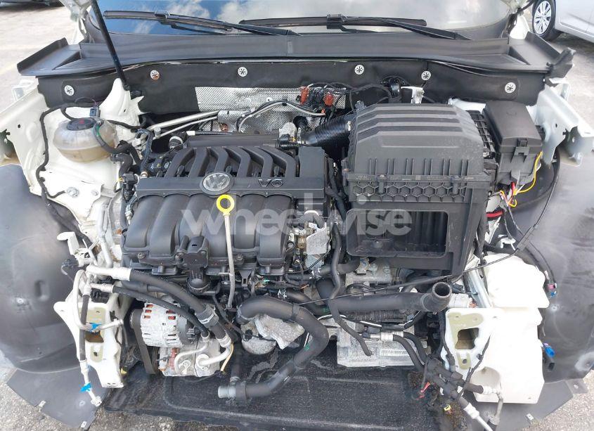 Photo 10 of 2021 Volkswagen Atlas CROSS SPORT 3.6L V6 SEL PREMIUM R-LINE (VIN 1V2FE2CA2MC206046)