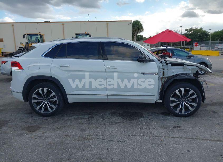 Photo 13 of 2021 Volkswagen Atlas CROSS SPORT 3.6L V6 SEL PREMIUM R-LINE (VIN 1V2FE2CA2MC206046)