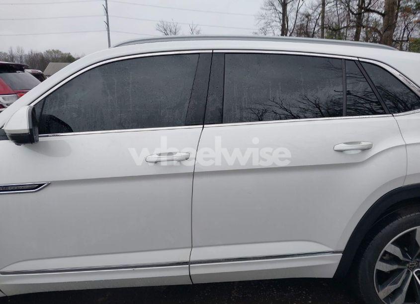 Photo 13 of 2022 Volkswagen Atlas CROSS SPORT 3.6L V6 SEL PREMIUM R-LINE (VIN 1V2FE2CA7NC206920)