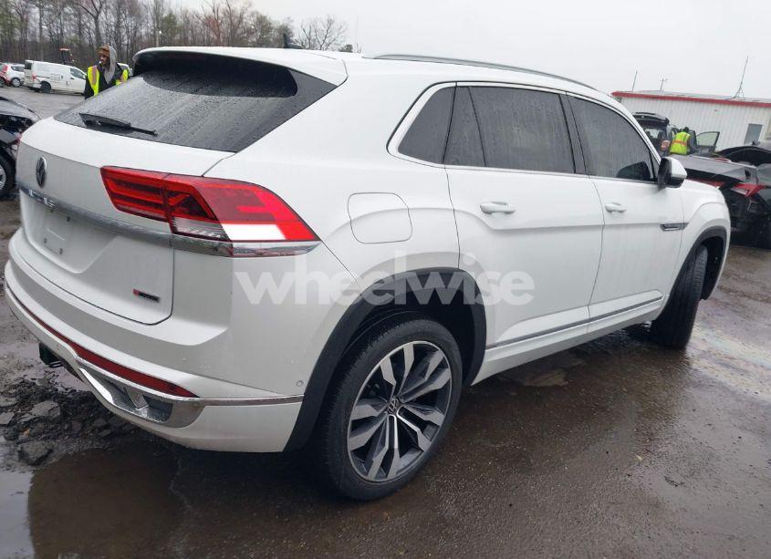Photo 4 of 2022 Volkswagen Atlas CROSS SPORT 3.6L V6 SEL PREMIUM R-LINE (VIN 1V2FE2CA7NC206920)