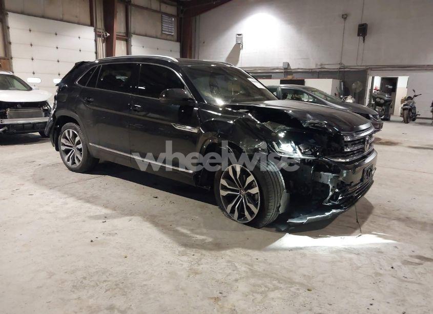 2022 Volkswagen Atlas CROSS SPORT 3.6L V6 SEL PREMIUM R-LINE (VIN 1V2FE2CAXNC204546) main photo