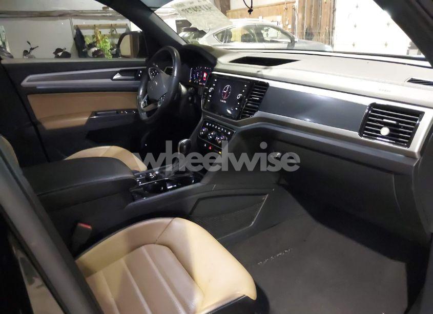 Photo 5 of 2022 Volkswagen Atlas CROSS SPORT 3.6L V6 SEL PREMIUM R-LINE (VIN 1V2FE2CAXNC204546)