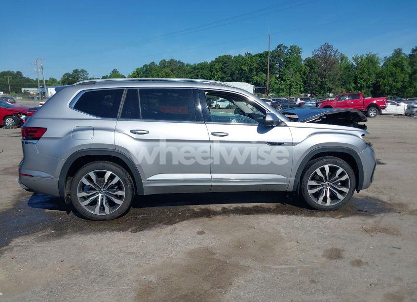 Photo 13 of 2022 Volkswagen Atlas 3.6L V6 SEL PREMIUM R-LINE (VIN 1V2FR2CA0NC525483)