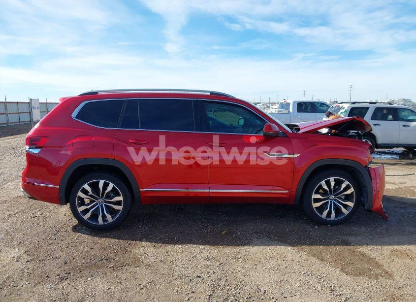 Photo 13 of 2022 Volkswagen Atlas 3.6L V6 SEL PREMIUM R-LINE (VIN 1V2FR2CA0NC527573)