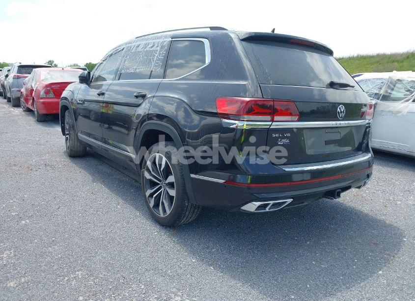 Photo 3 of 2022 Volkswagen Atlas 3.6L V6 SEL PREMIUM R-LINE (VIN 1V2FR2CA0NC551128)