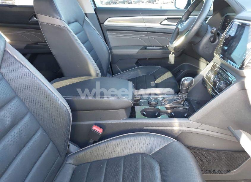 Photo 5 of 2022 Volkswagen Atlas 3.6L V6 SEL PREMIUM R-LINE (VIN 1V2FR2CA0NC562128)