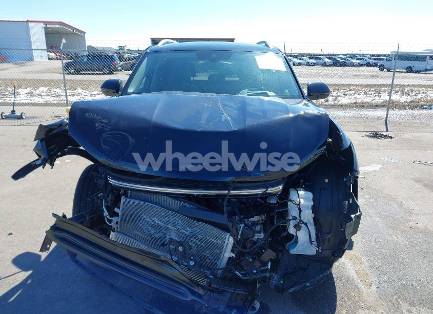 Photo 12 of 2024 Volkswagen Atlas 2.0T SEL PREMIUM R-LINE (VIN 1V2FR2CA1RC538085)