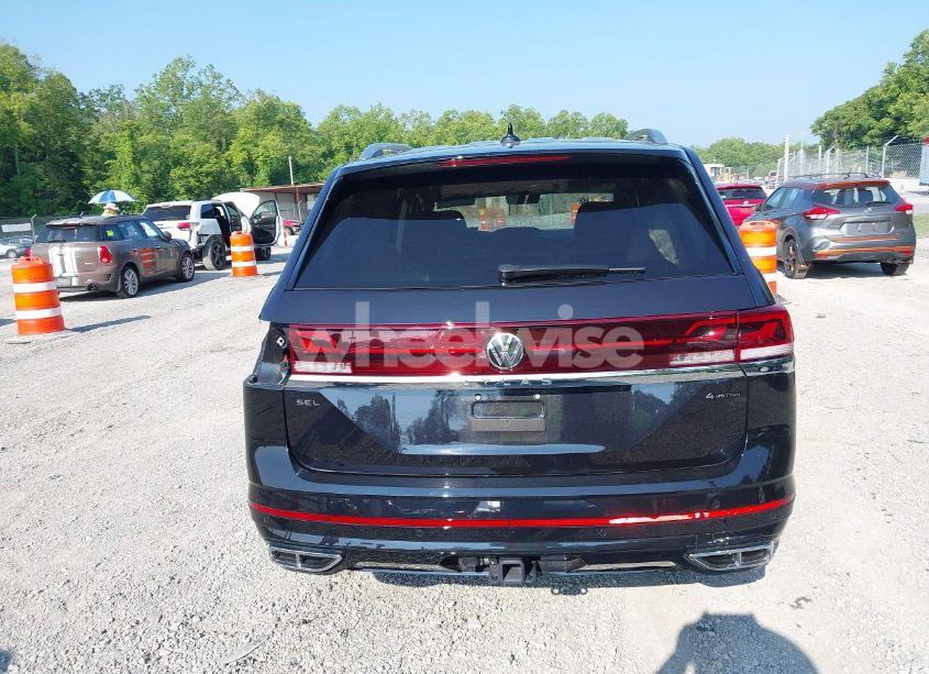 Photo 16 of 2024 Volkswagen Atlas 2.0T SEL PREMIUM R-LINE (VIN 1V2FR2CA2RC598392)