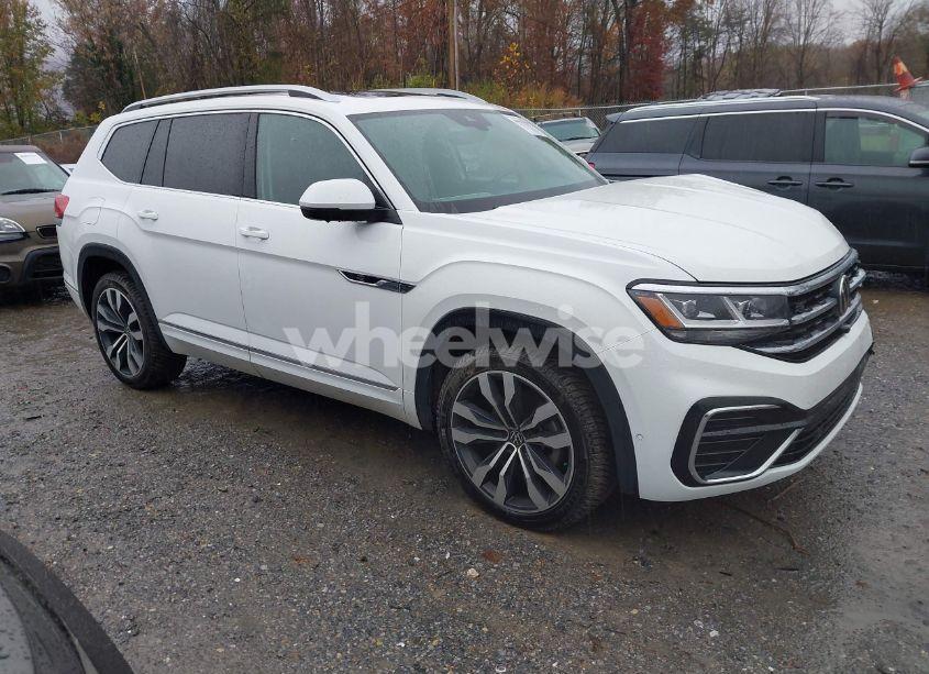 2021 Volkswagen Atlas 3.6L V6 SEL PREMIUM R-LINE (VIN 1V2FR2CA3MC556872) main photo