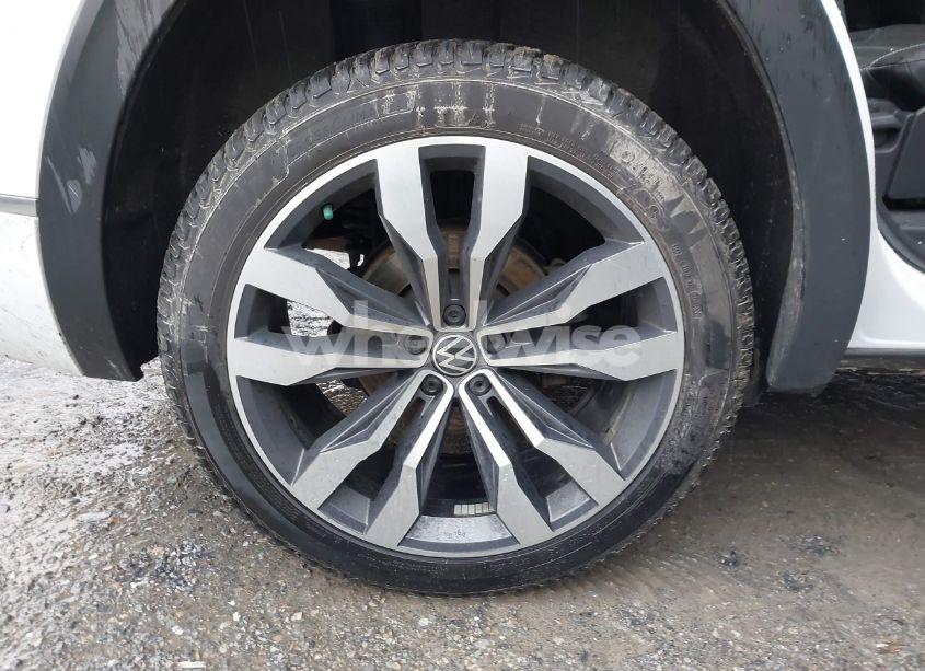 Photo 12 of 2021 Volkswagen Atlas 3.6L V6 SEL PREMIUM R-LINE (VIN 1V2FR2CA3MC556872)